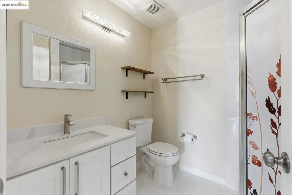 316 Dursey Dr, Pinole, California 94564 home-pic-15